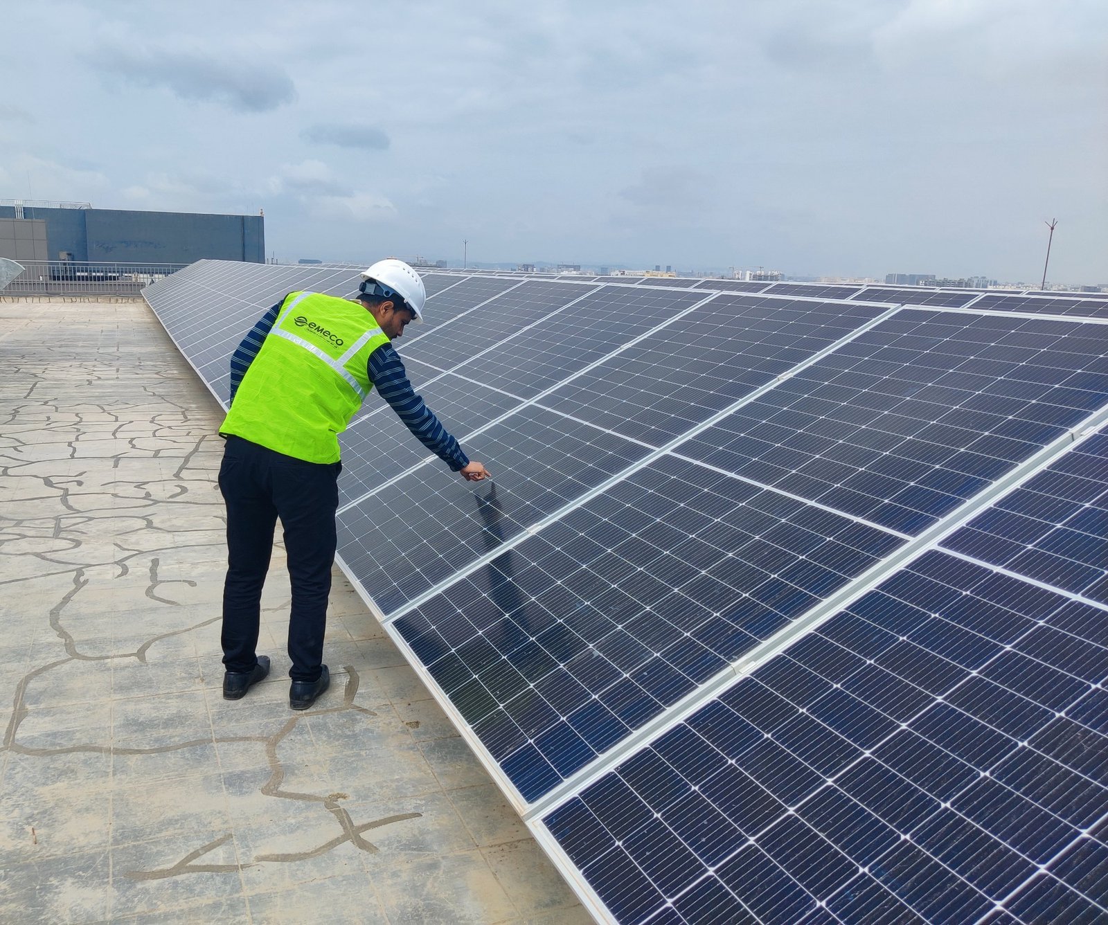 solar-amc-service image